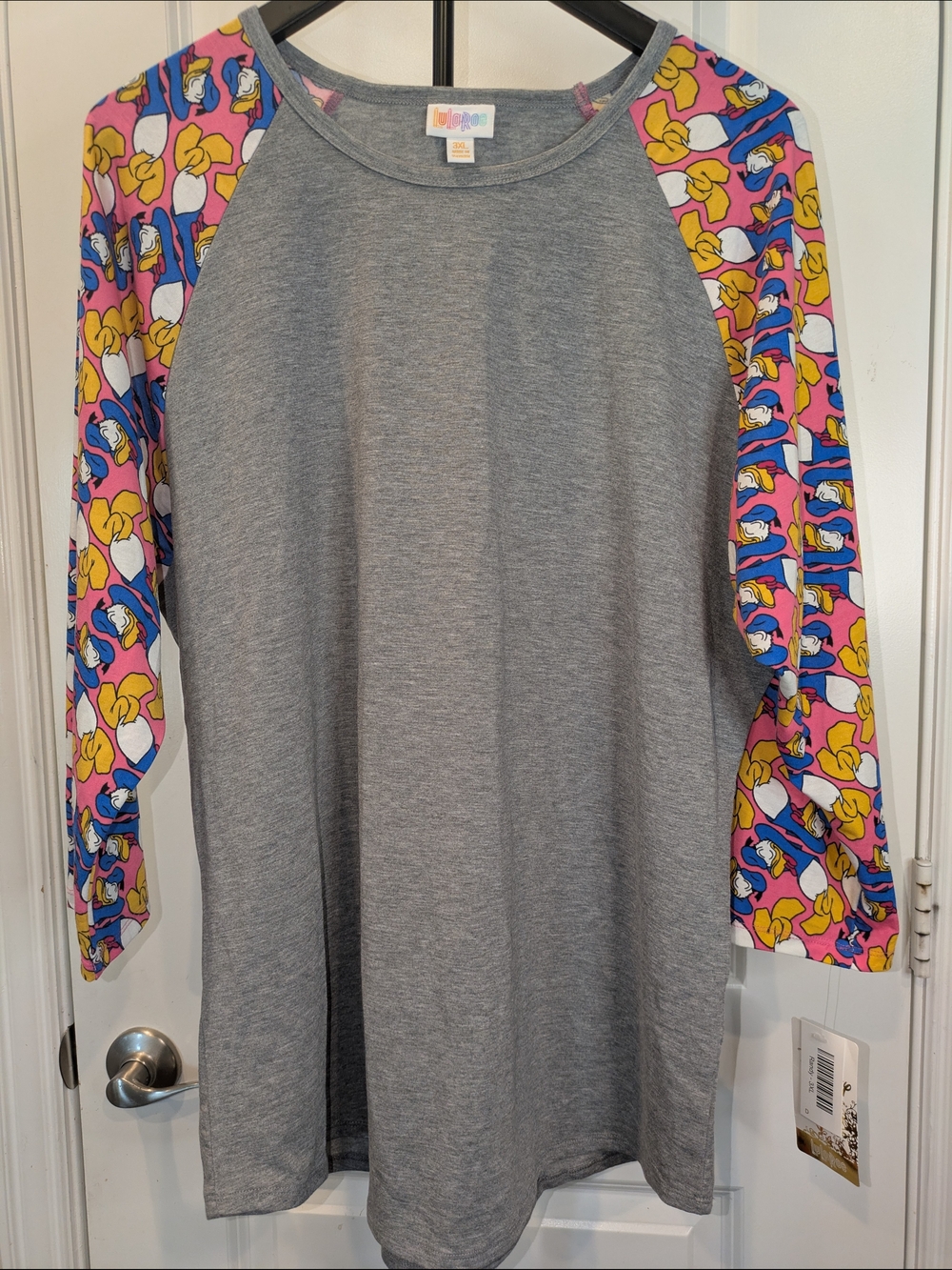 NWT LuLaRoe Disney Donald Duck Randy Raglan Tee Pink Gray 3XL Plus Size